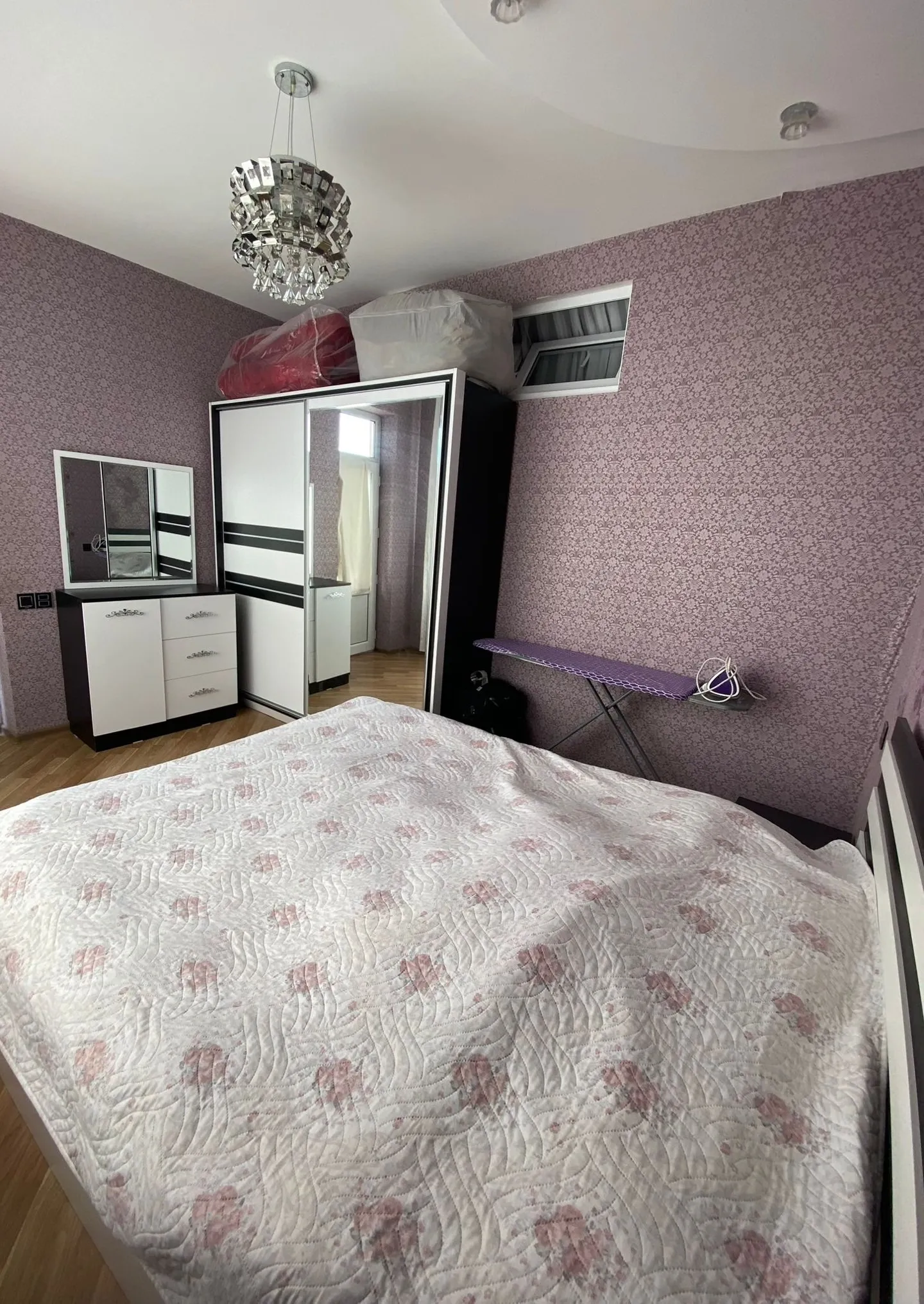 Kondisioner Neos markalı, Firuzə/ag rəng