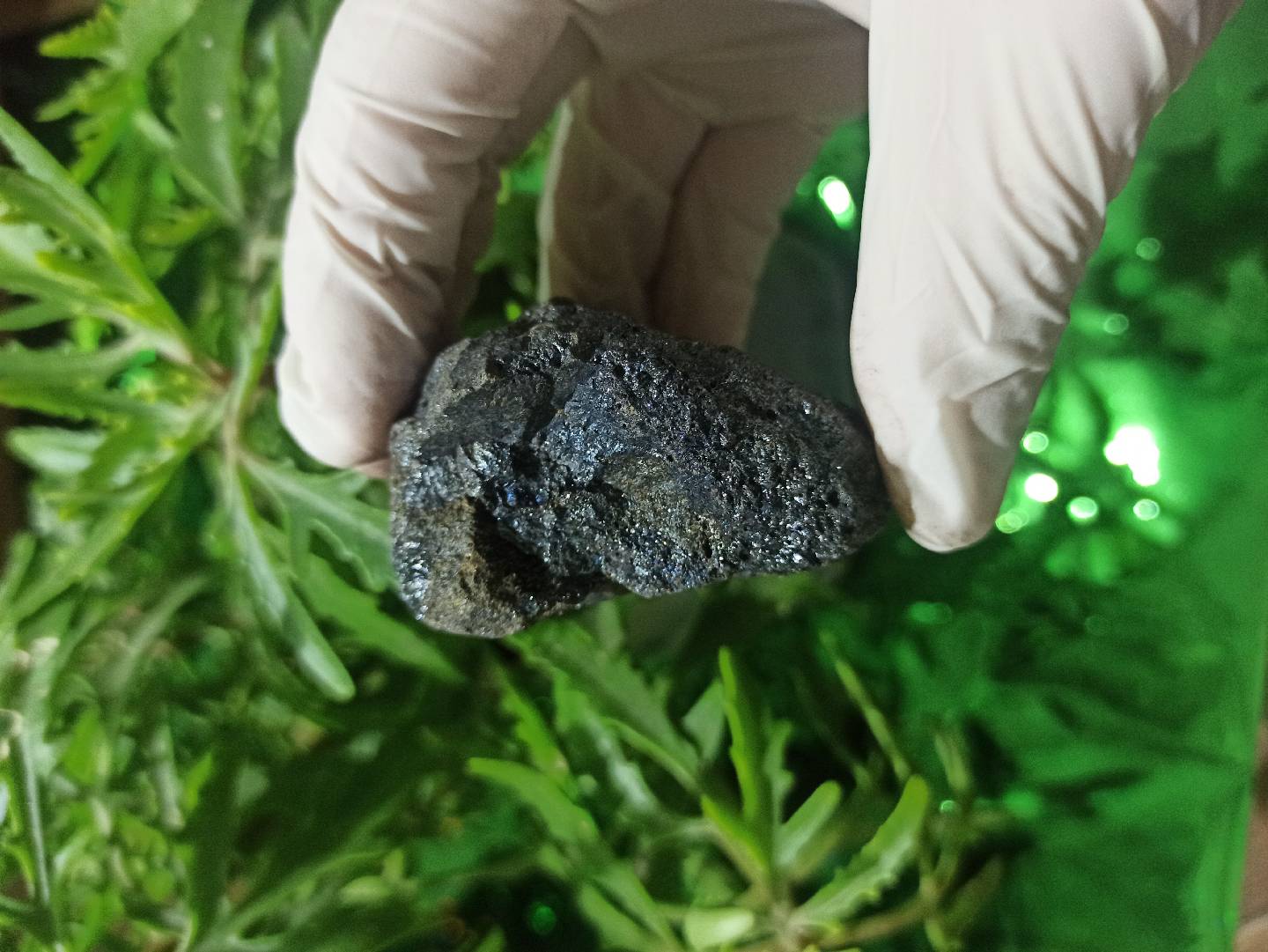 Magnetite daşı💎 — şəkil 12
