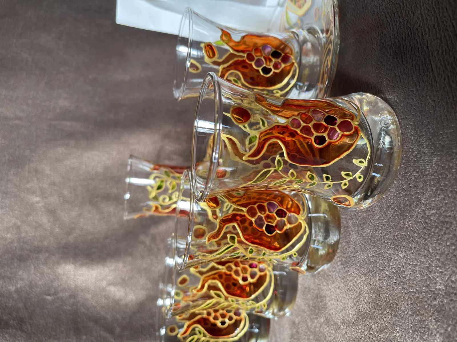 Fincan-stəkan Şüşə material