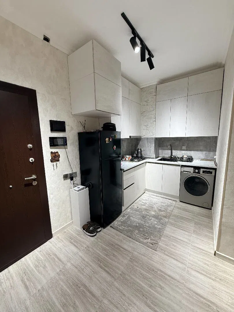 2 otaqlı mənzil 47 m² kirayə verilir — şəkil 1