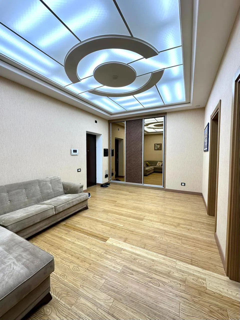 4 otaqlı mənzil 180 m² satılır — şəkil 13