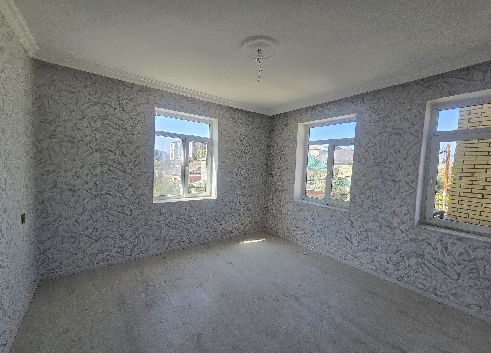 4 otaqlı həyət evi 111.7 m² satılır — şəkil 6