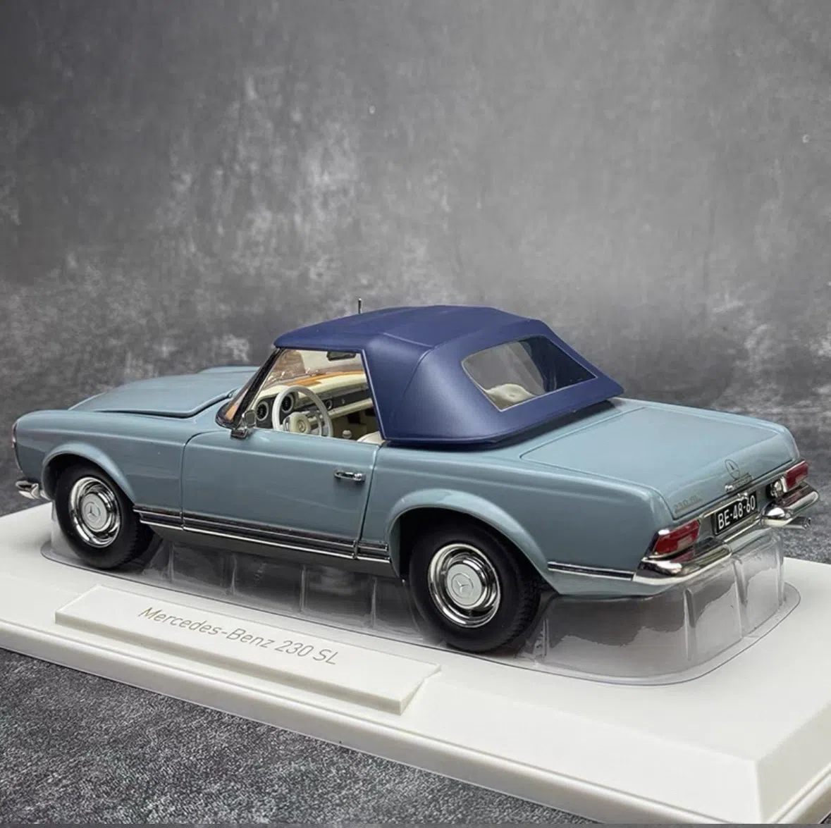 Norev 1:18 Mercedes 230 SL — şəkil 8