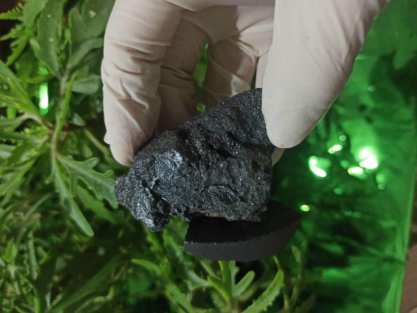 Magnetite daşı💎 — şəkil 15