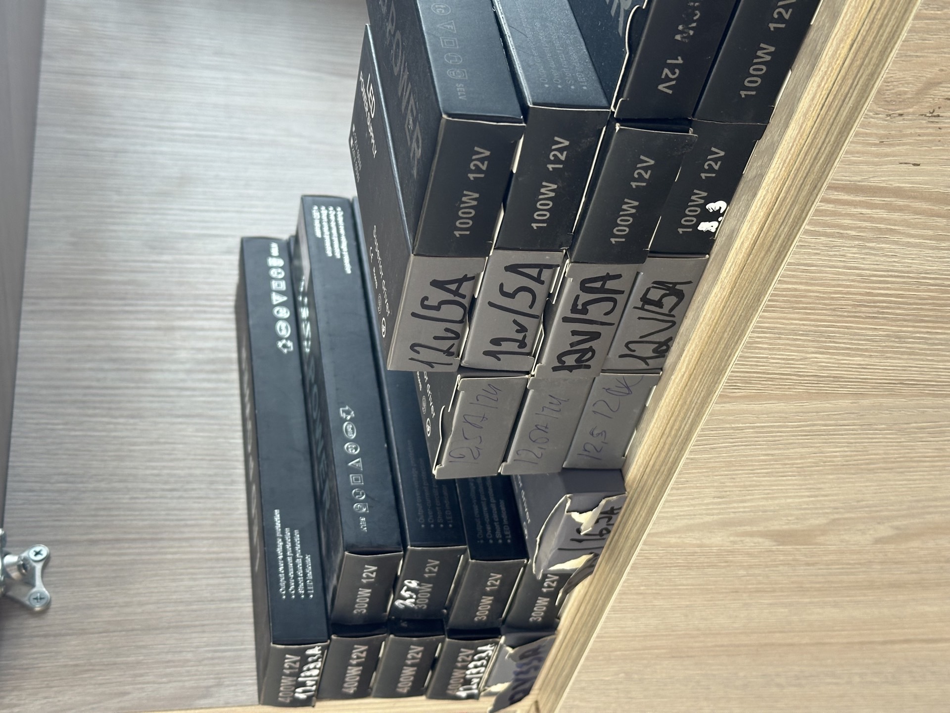 12v və 24v blok pitaniyalar — şəkil 7