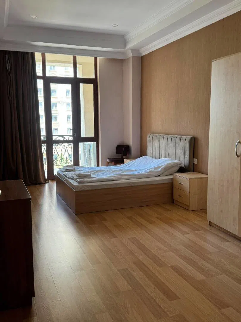 3 otaqlı mənzil 150 m² kirayə verilir — şəkil 3