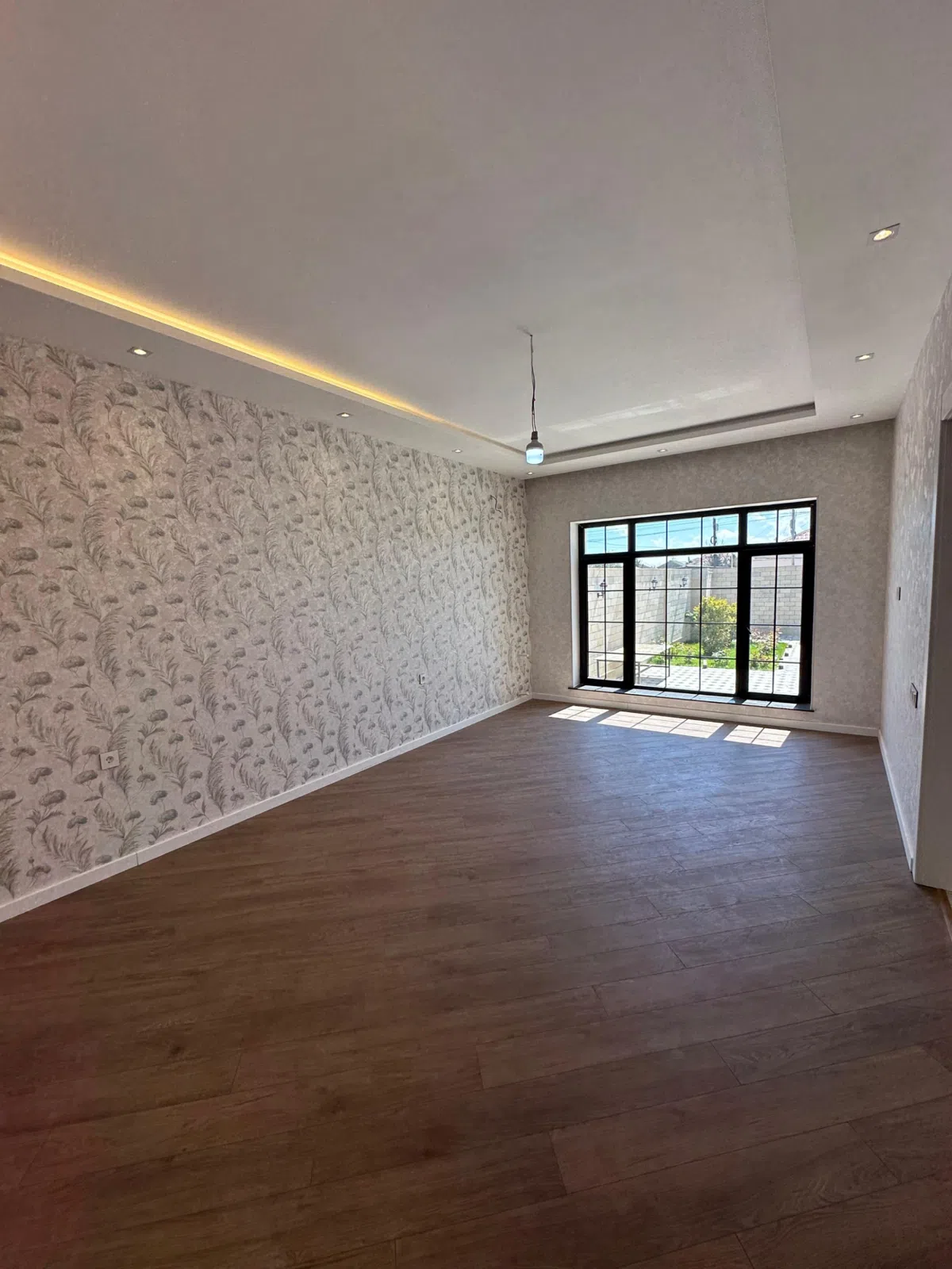 5 otaqlı həyət evi 160 m² - 4 sot torpaq sahəsində satılır