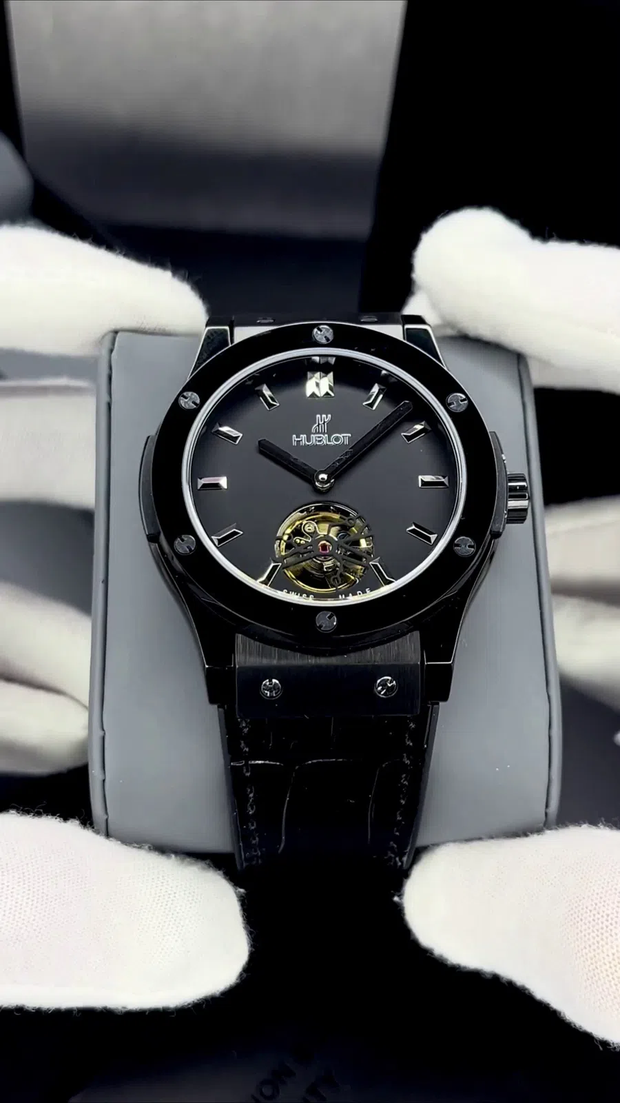 Hublot, Classic Fusion Vendôme Collection, Qol saatı — şəkil 3