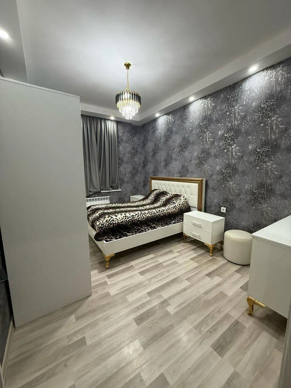 2 otaqlı mənzil 75 m² satılır