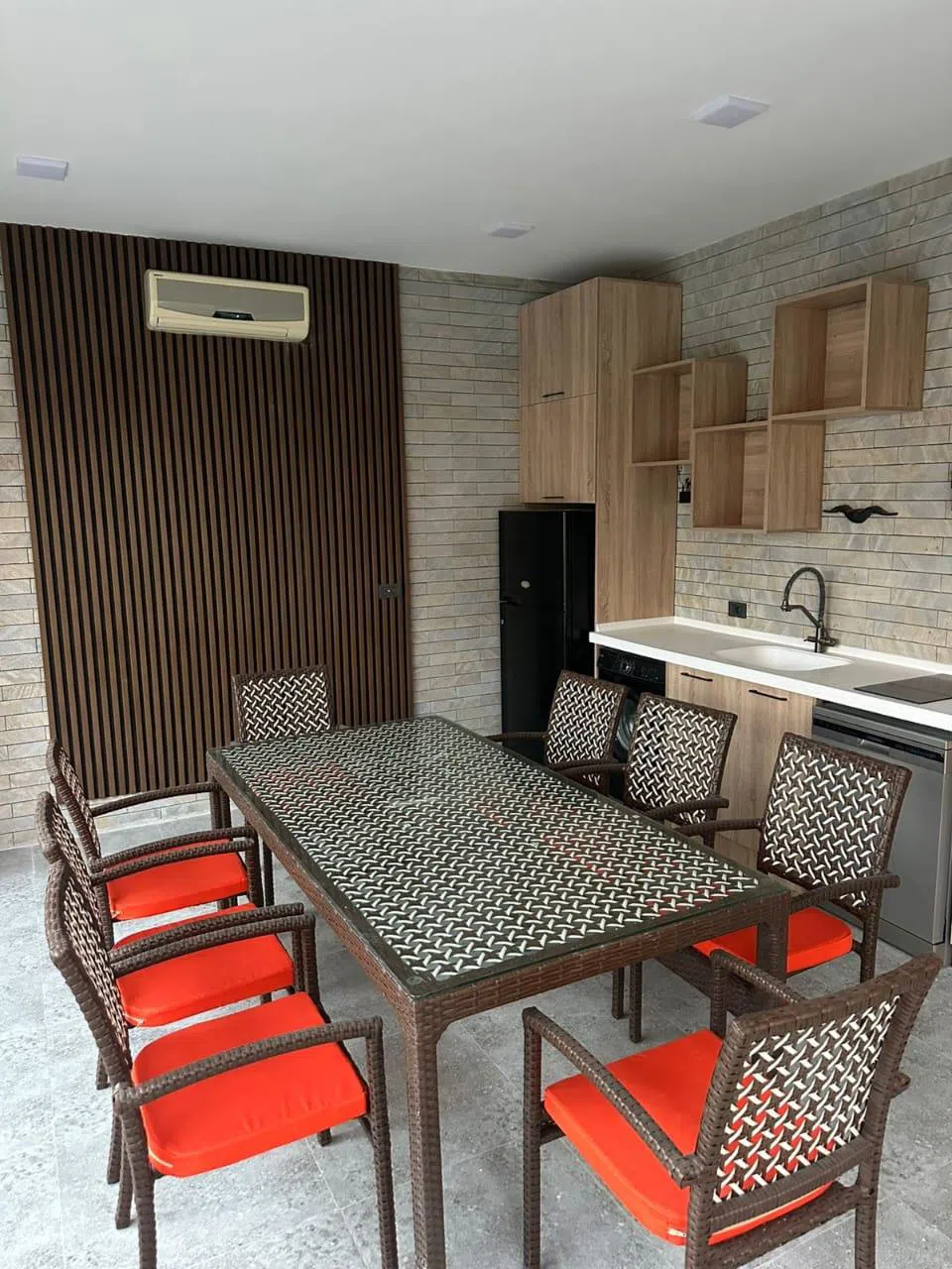 4 otaqlı bağ evi 180 m² 5.5 sot torpaq sahəsində satılır — şəkil 13