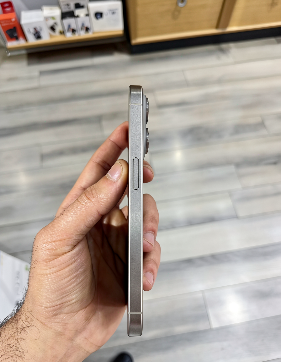 Apple, iPhone 15 Pro, 4 GB — şəkil 2