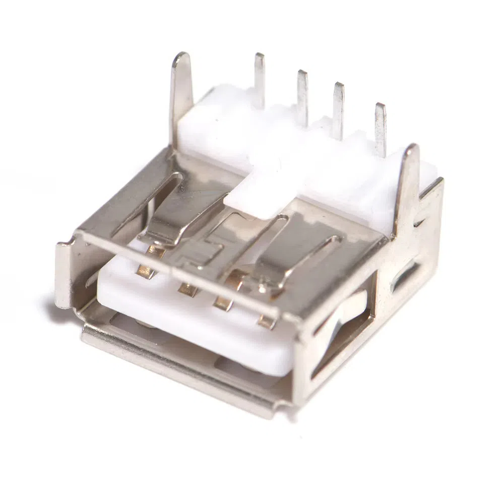 Standard USB-A connectors | Стандартные разъемы USB-A — şəkil 1