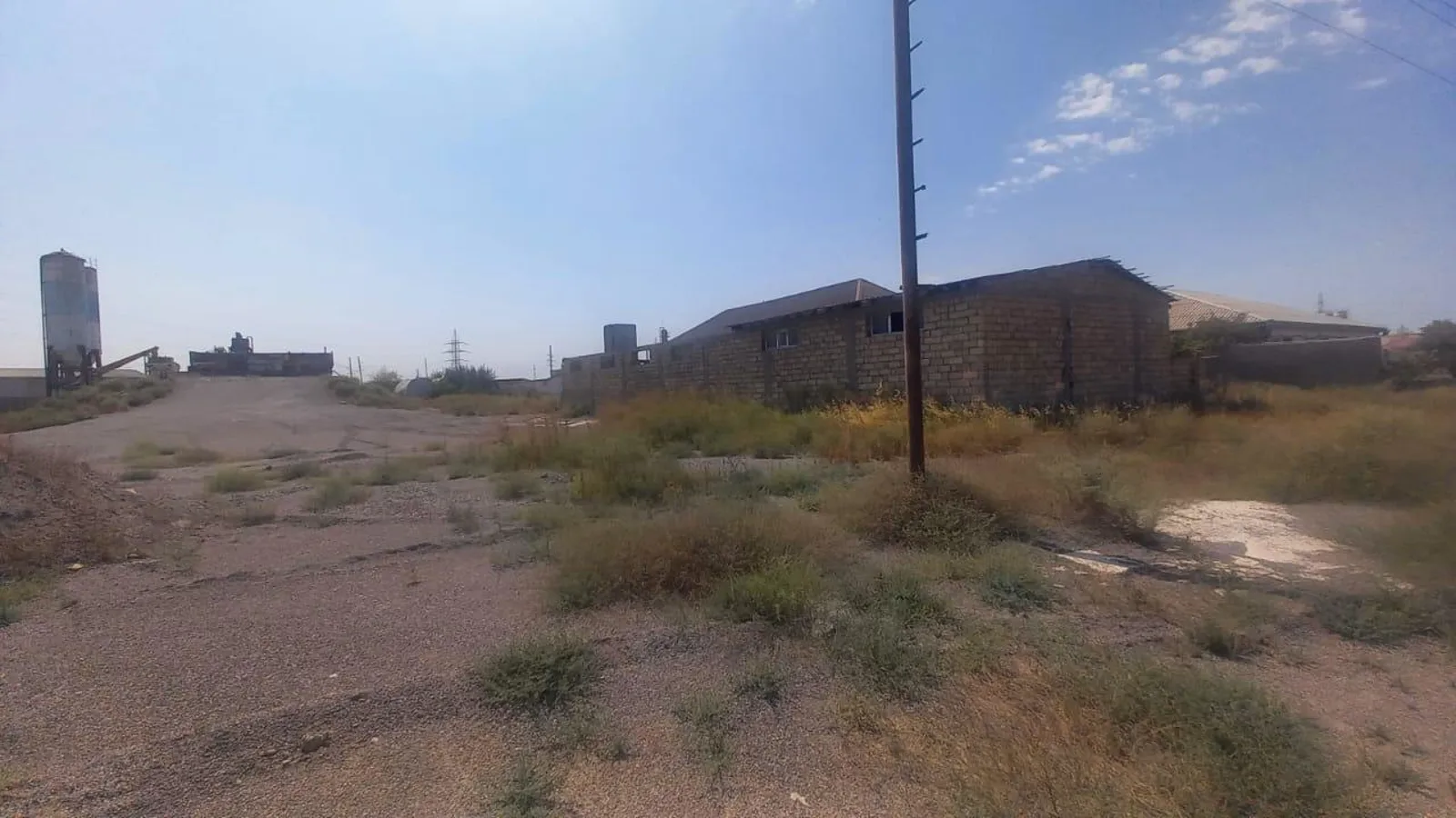 Yaxşı təmirli ticarət obyekti, 5000 m² satılır — şəkil 7
