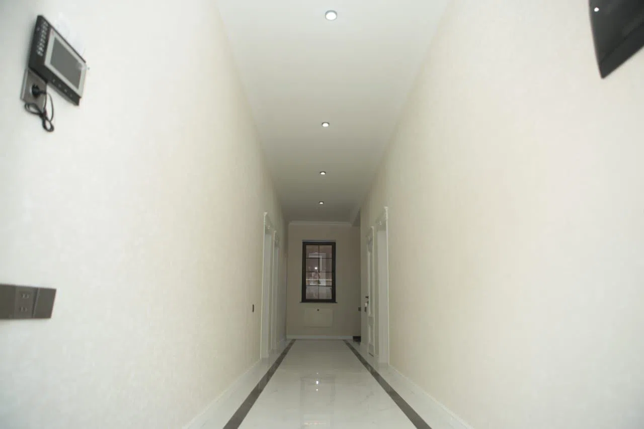 6 otaqlı villa 375 m² - 4.5 sot torpaq sahəsində satılır — şəkil 18