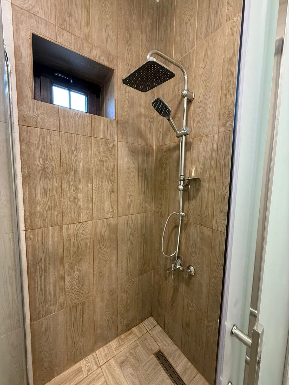 5 otaqlı villa 220 m² - 4.5 sot torpaq sahəsində satılır — şəkil 18