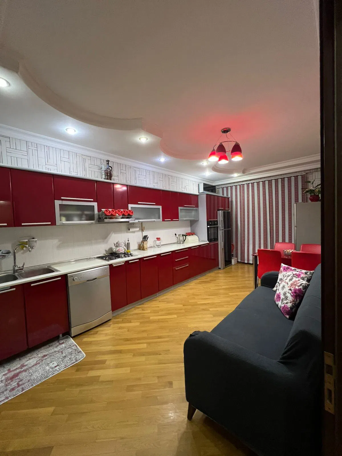4 otaqlı mənzil 140 m² satılır — şəkil 14