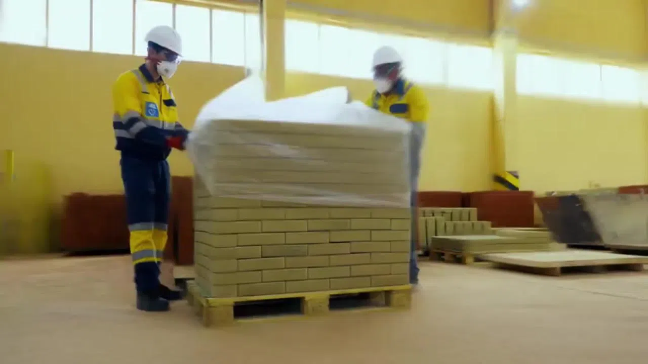 Geobrik kərpiclər, yüksək möhkəmlikli tikinti materialı — şəkil 22