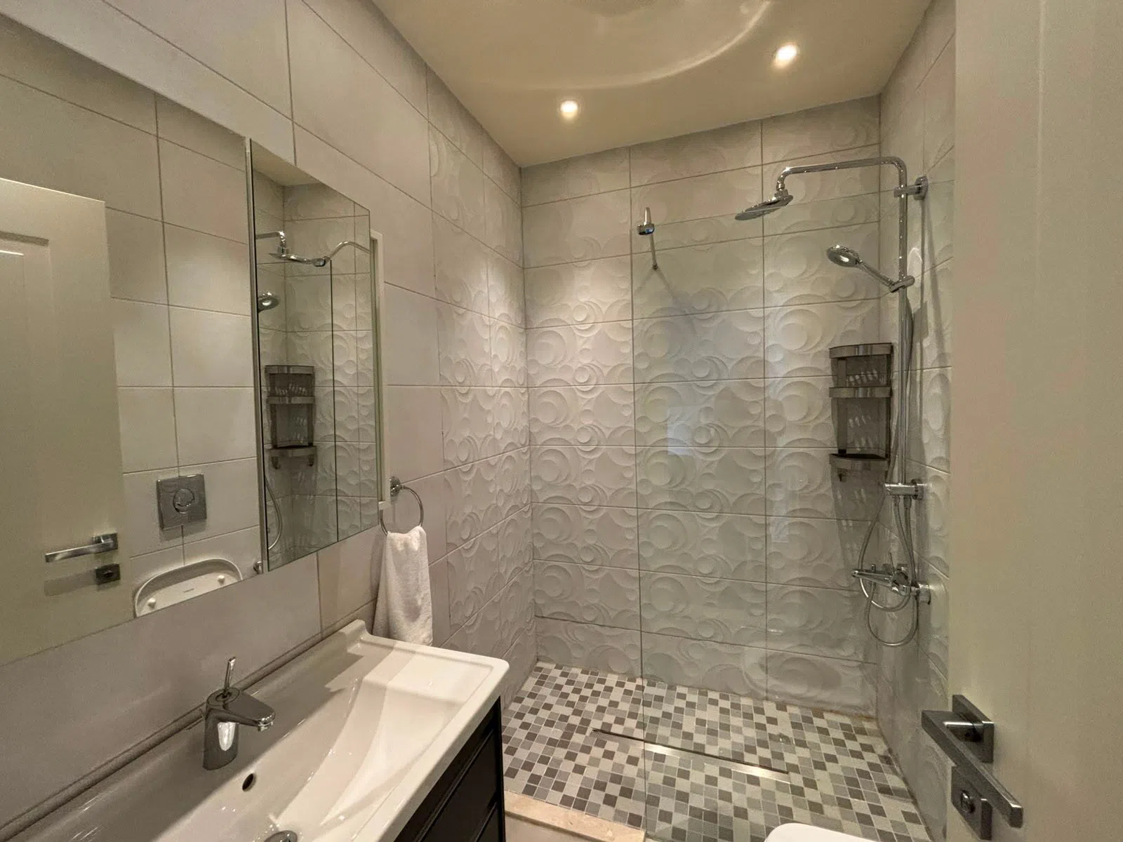 5 otaqlı mənzil 365 m² satılır — şəkil 22