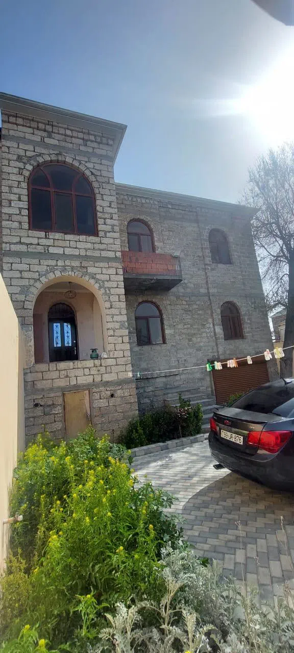 5 otaqlı həyət evi 320 m² - 3 sot torpaq sahəsində satılır — şəkil 5