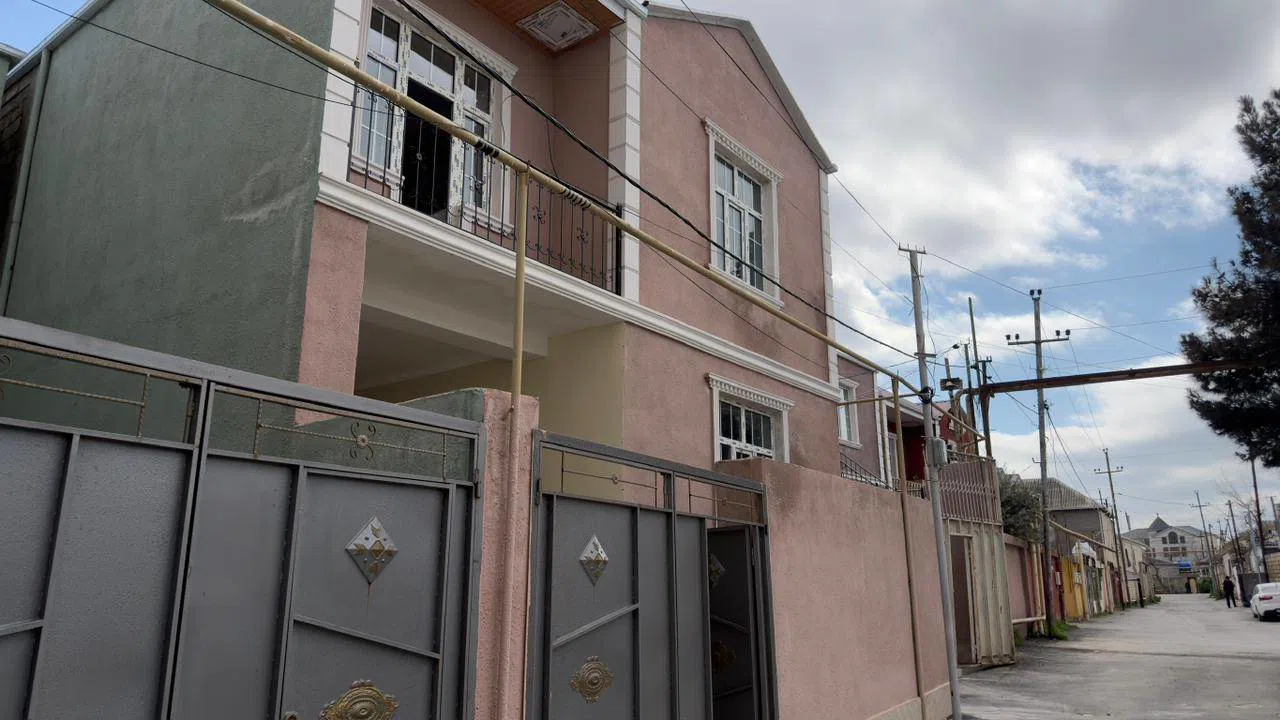 6 otaqlı həyət evi 110 m² - 2 sot torpaq sahəsində kirayə verilir