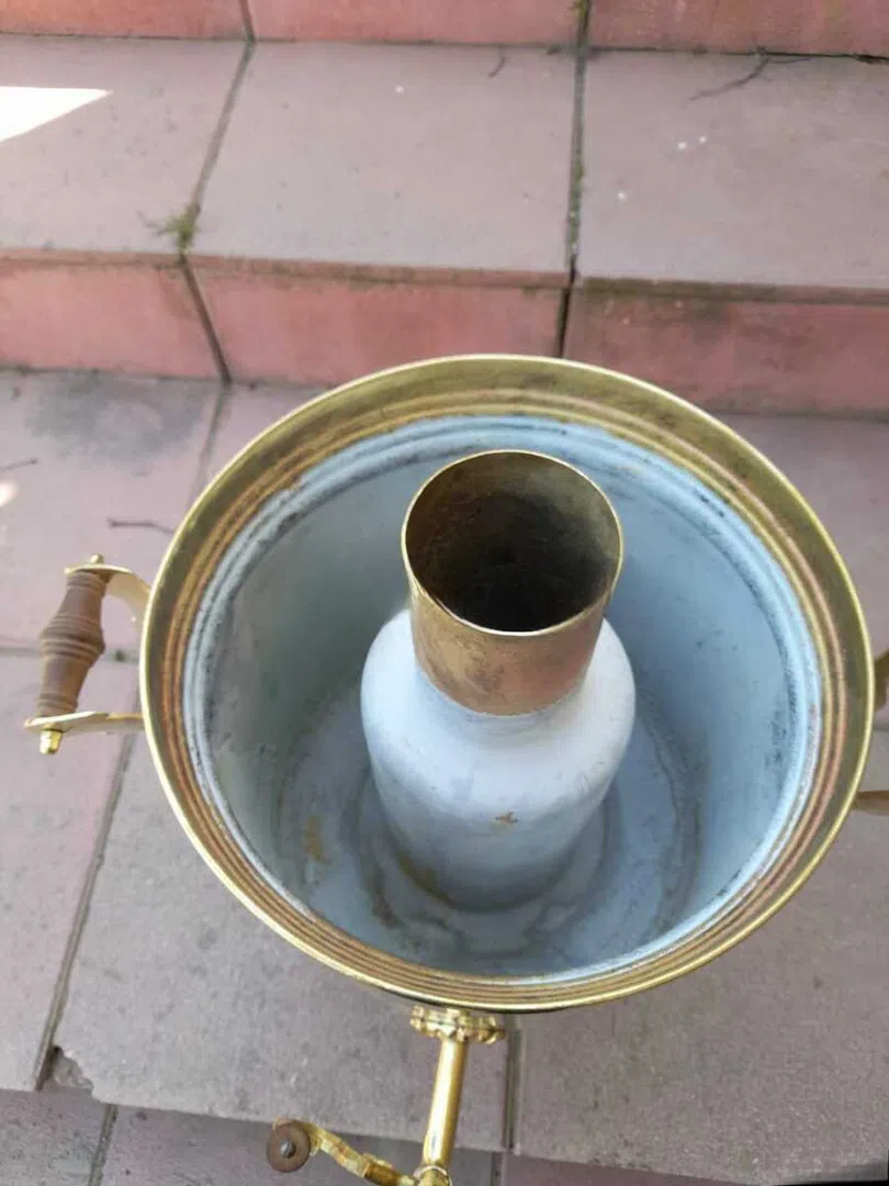 Samovar Metal material