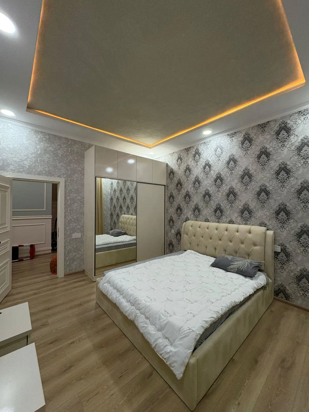 5 otaqlı bağ evi 240 m² 4 sot torpaq sahəsində satılır — şəkil 13