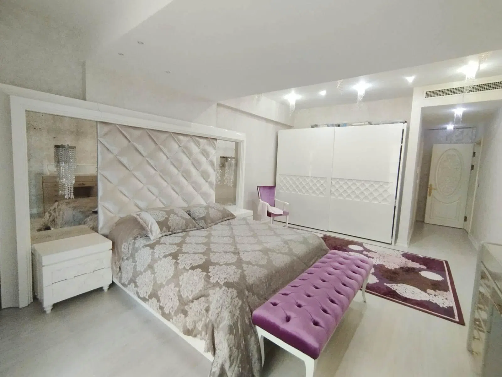 4 otaqlı mənzil 250 m² kirayə verilir — şəkil 27