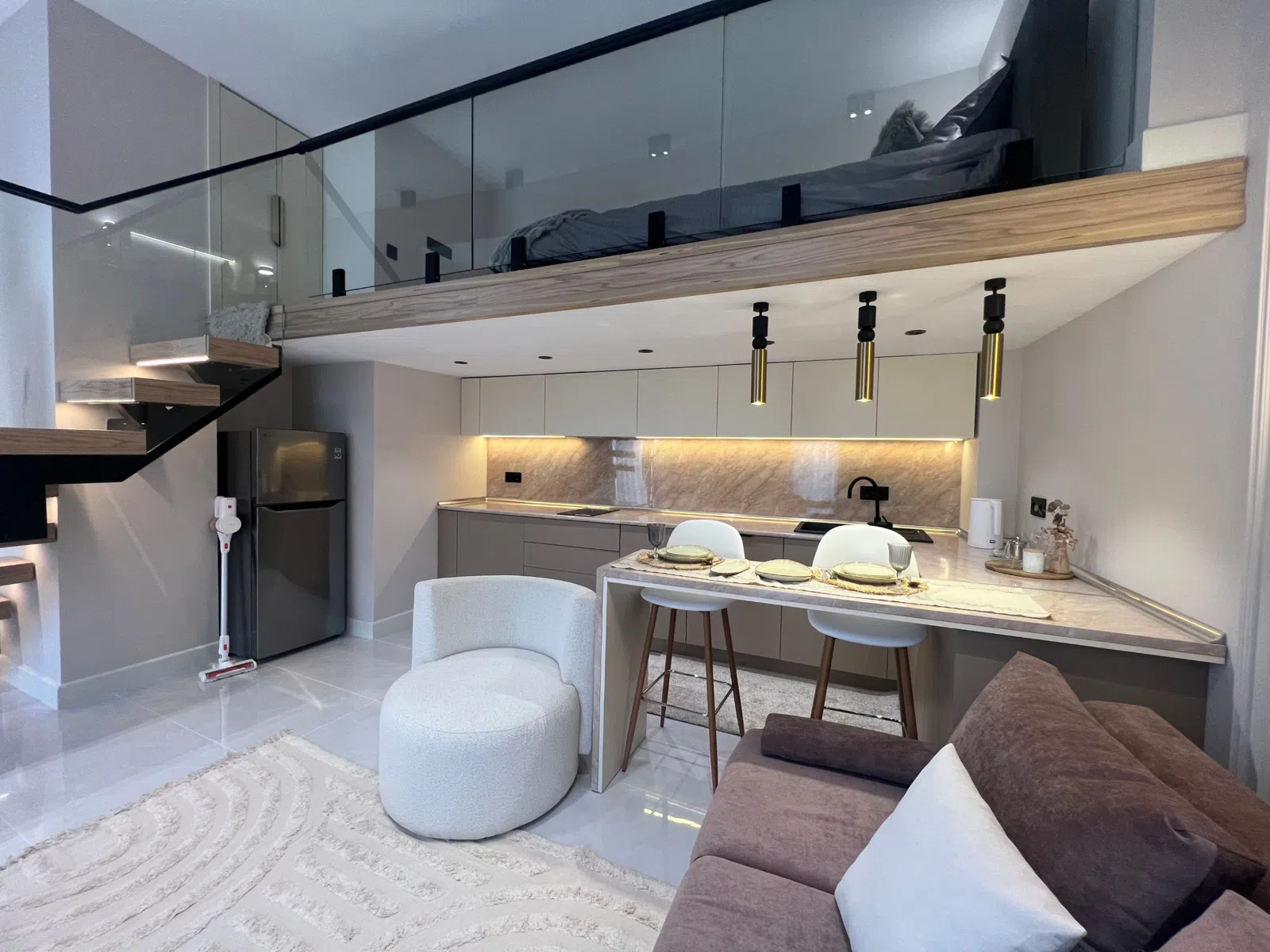 2 otaqlı mənzil 55 m² kirayə verilir — şəkil 14