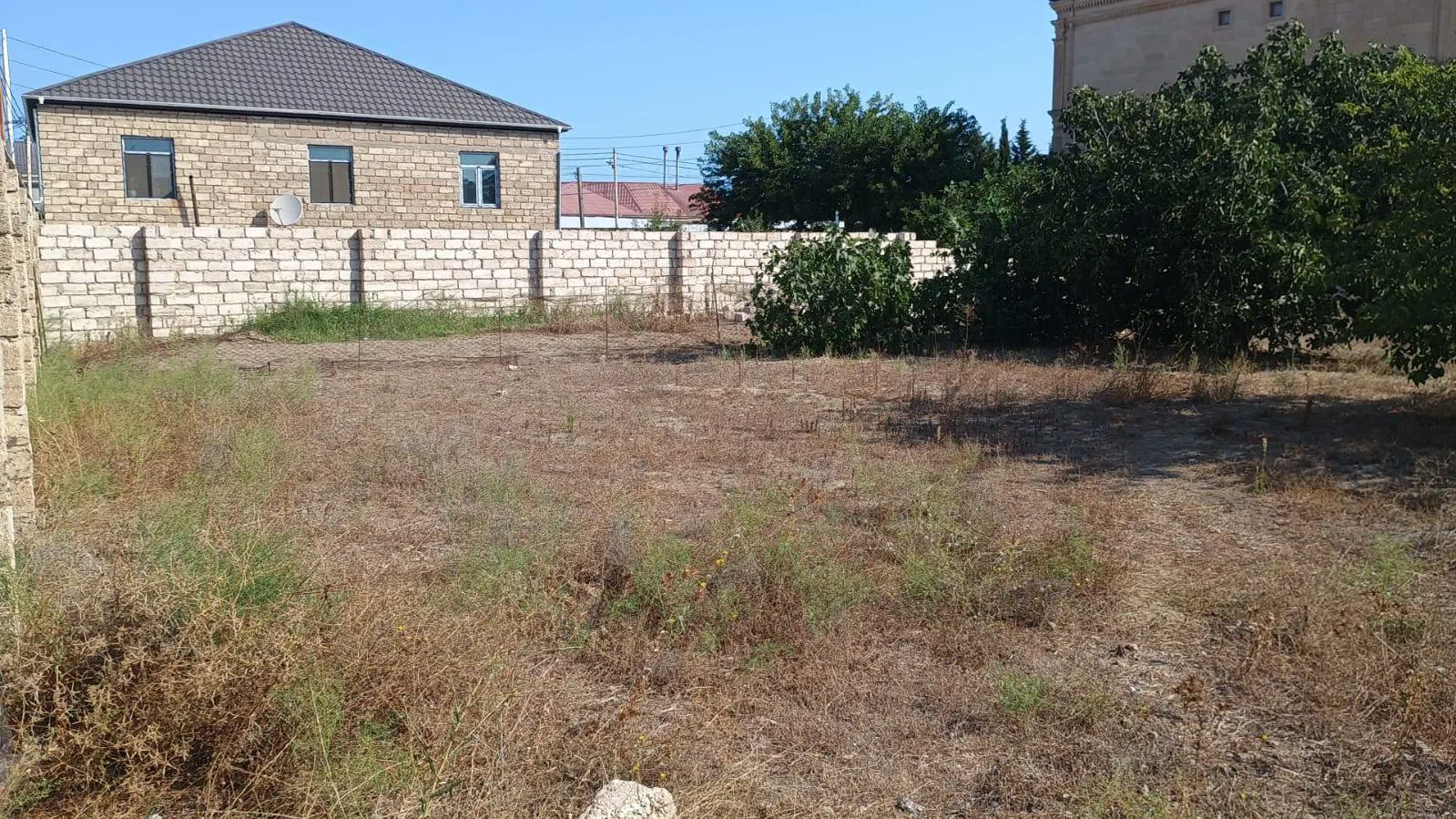 10 sot torpaq sahəsi satılır — şəkil 2