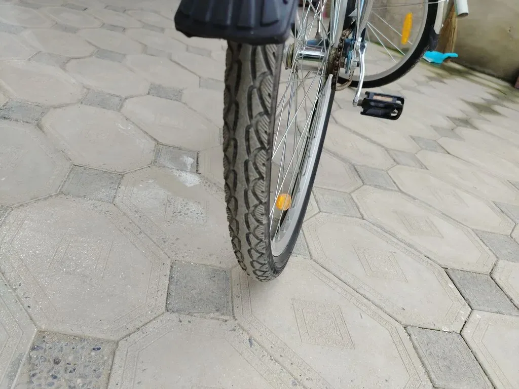 Stels Navigator 300 şəhər tipli velosiped, 28 düym — şəkil 3