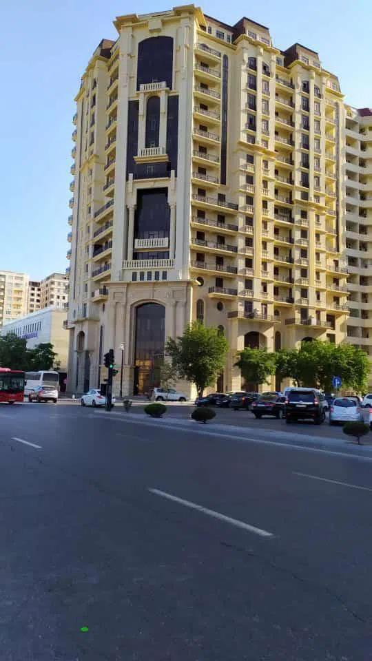 3 otaqlı mənzil 120 m² kirayə verilir — şəkil 23