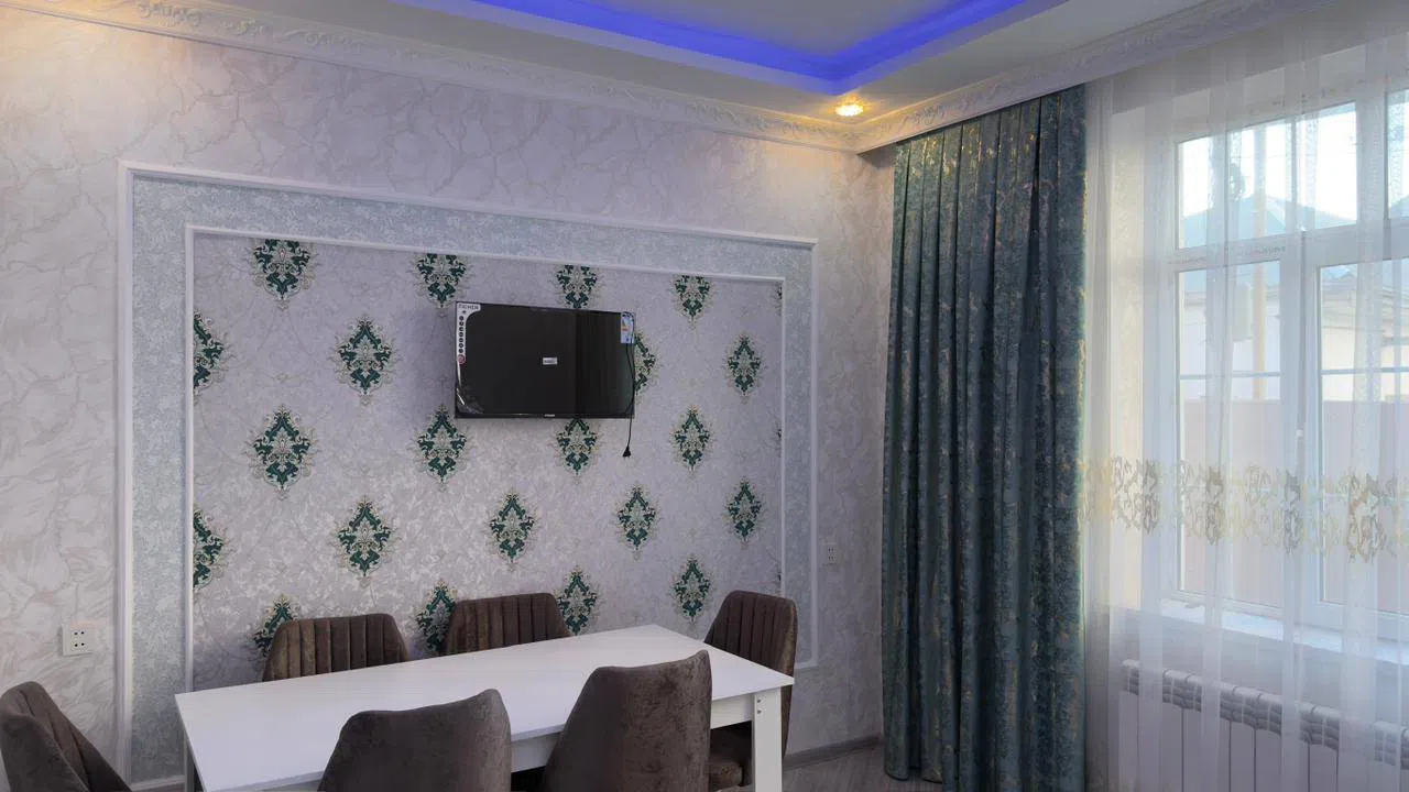 6 otaqlı həyət evi 110 m² - 2 sot torpaq sahəsində kirayə verilir