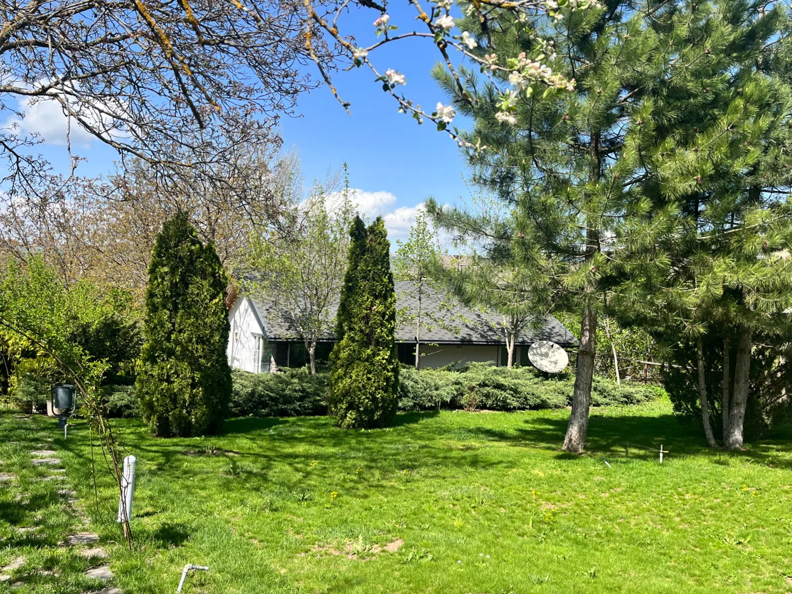4 otaqlı həyət evi 300 m² - 32 sot torpaq sahəsində satılır — şəkil 12