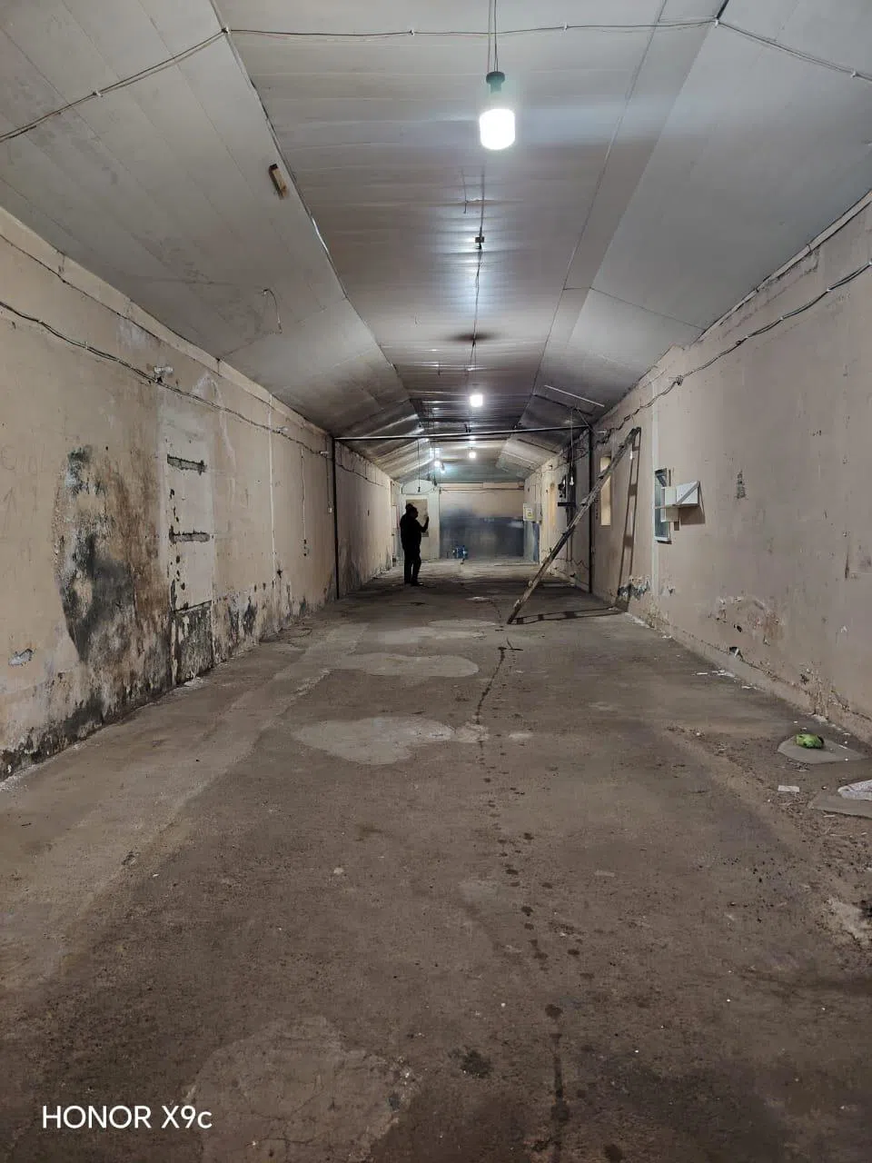 200 m² sahəsi olan anbar kirayə verilir — şəkil 4