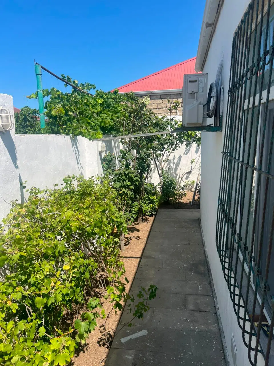 3 otaqlı bağ evi 70 m² satılır — şəkil 1