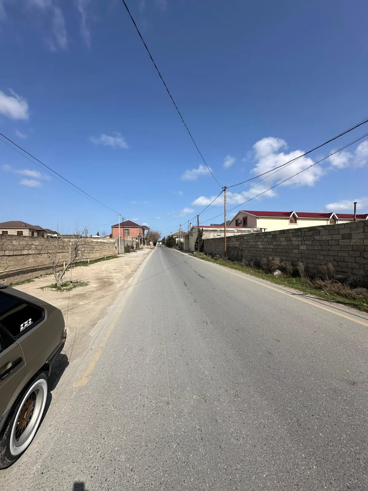 16 sot torpaq sahəsi satılır