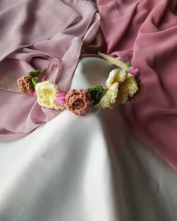 Qarışıq rəng saç aksesuarı