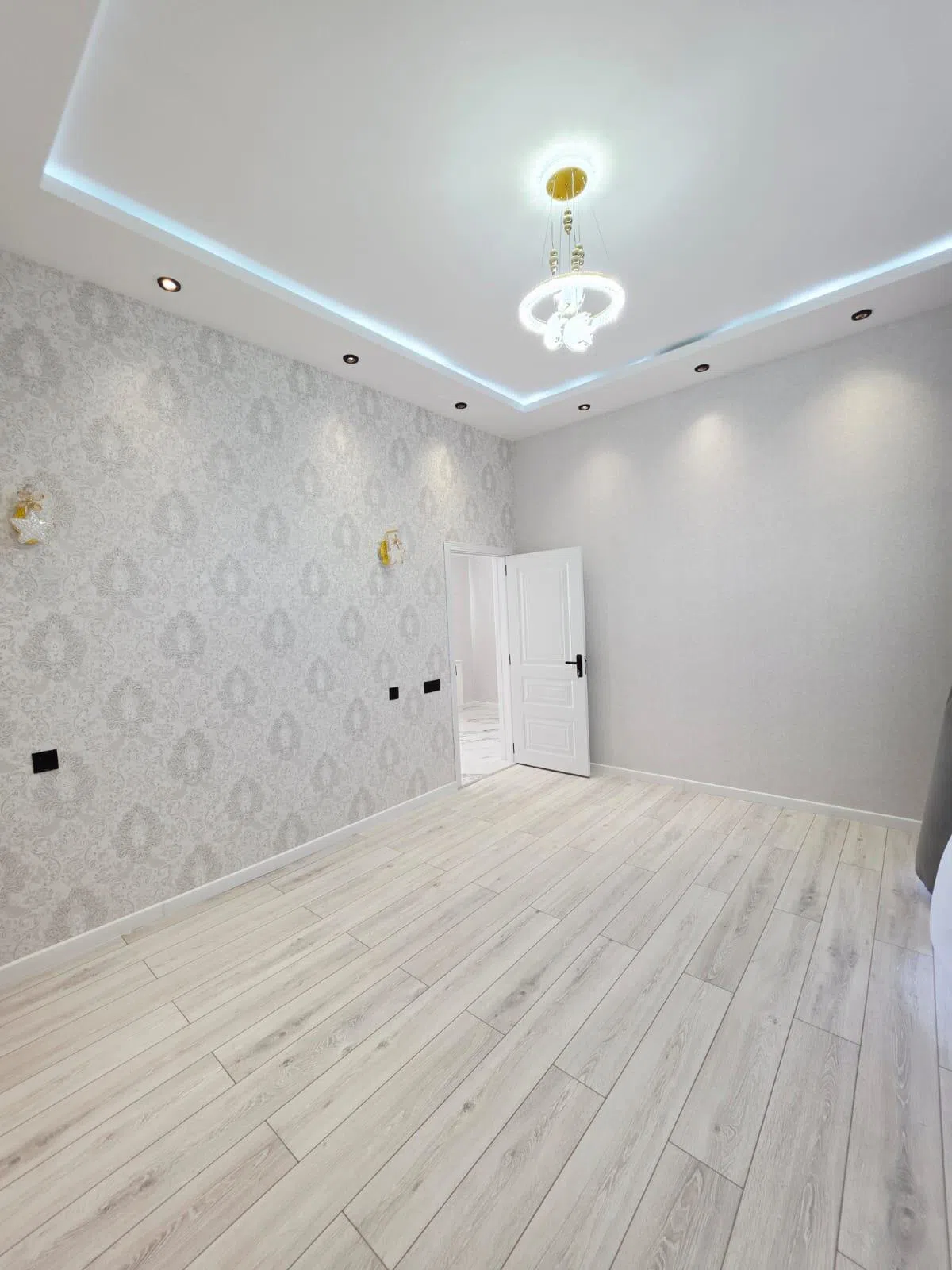 4 otaqlı bağ evi 150 m² 4.5 sot torpaq sahəsində satılır — şəkil 17
