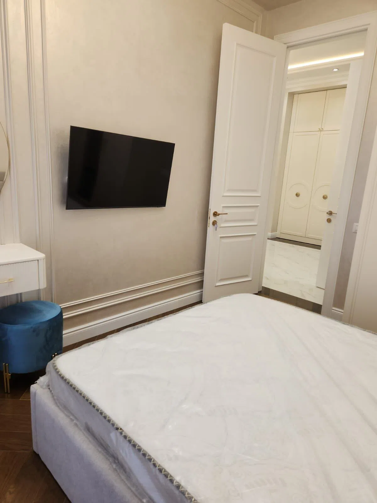 4 otaqlı mənzil 150 m² kirayə verilir — şəkil 25