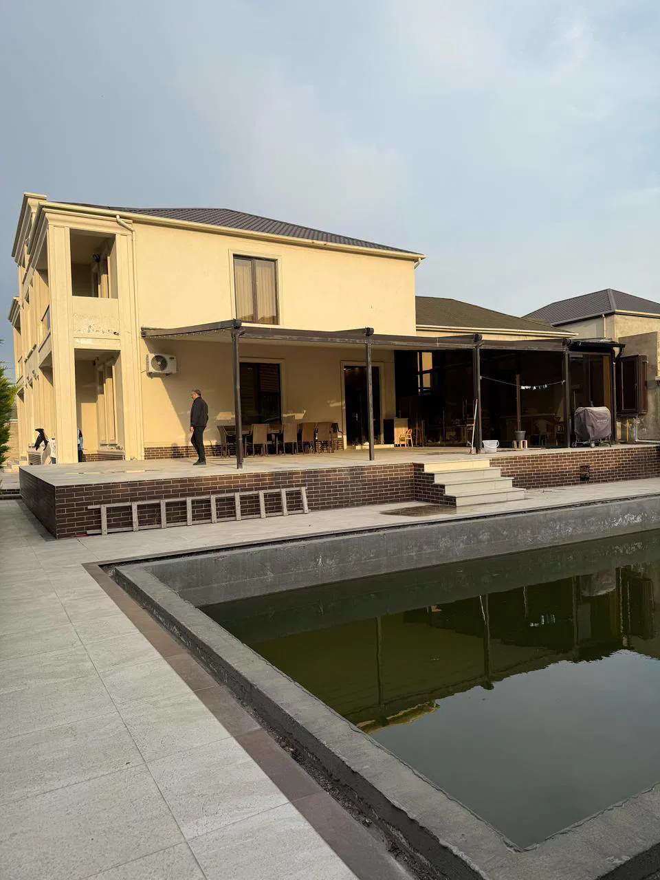 5 otaqlı villa 550 m² - 14 sot torpaq sahəsində satılır — şəkil 22