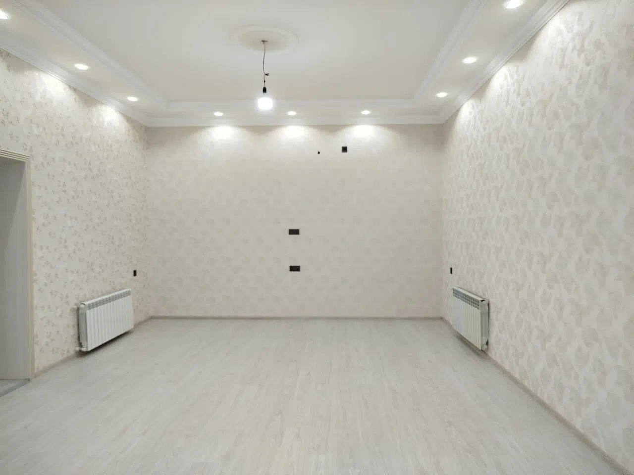 5 otaqlı həyət evi 280 m² - satılır — şəkil 1