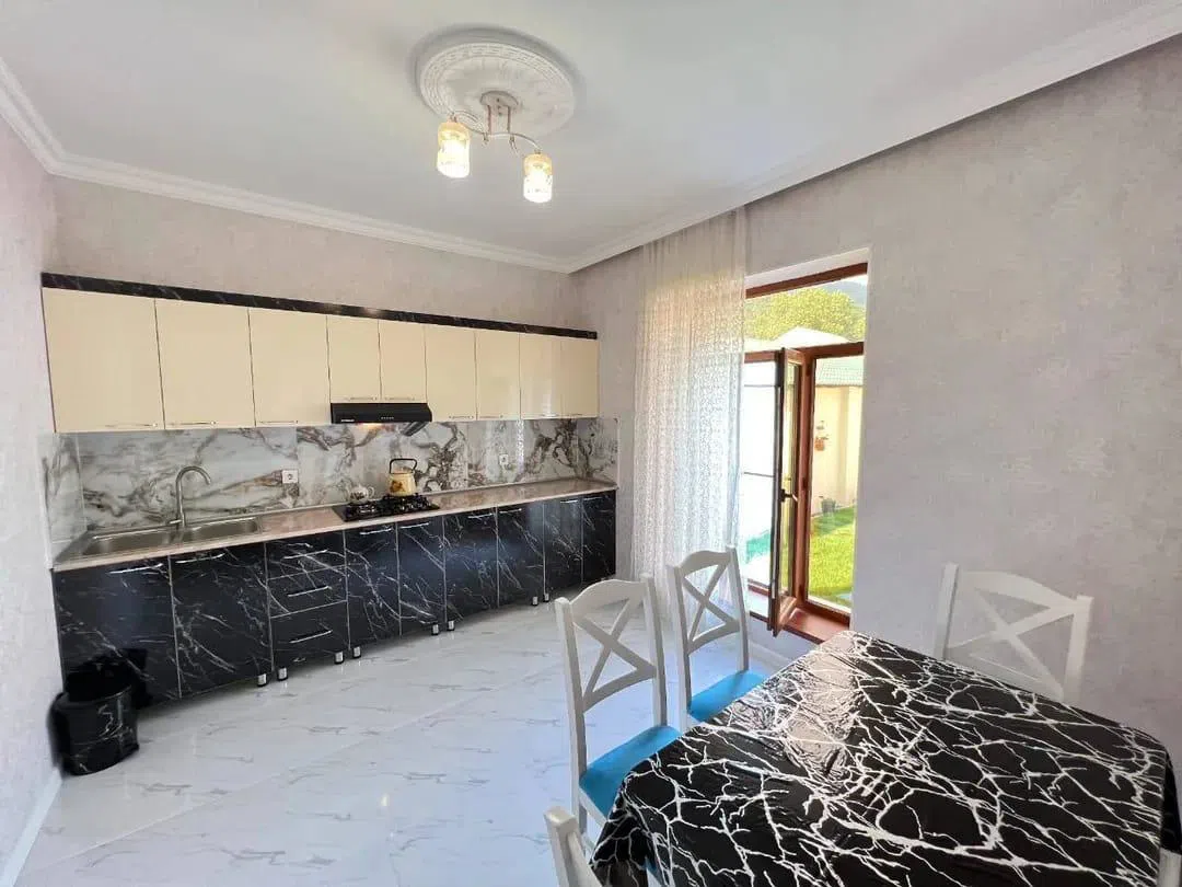 6 otaqlı villa 150 m² - günlük kirayə verilir - Tenderyard