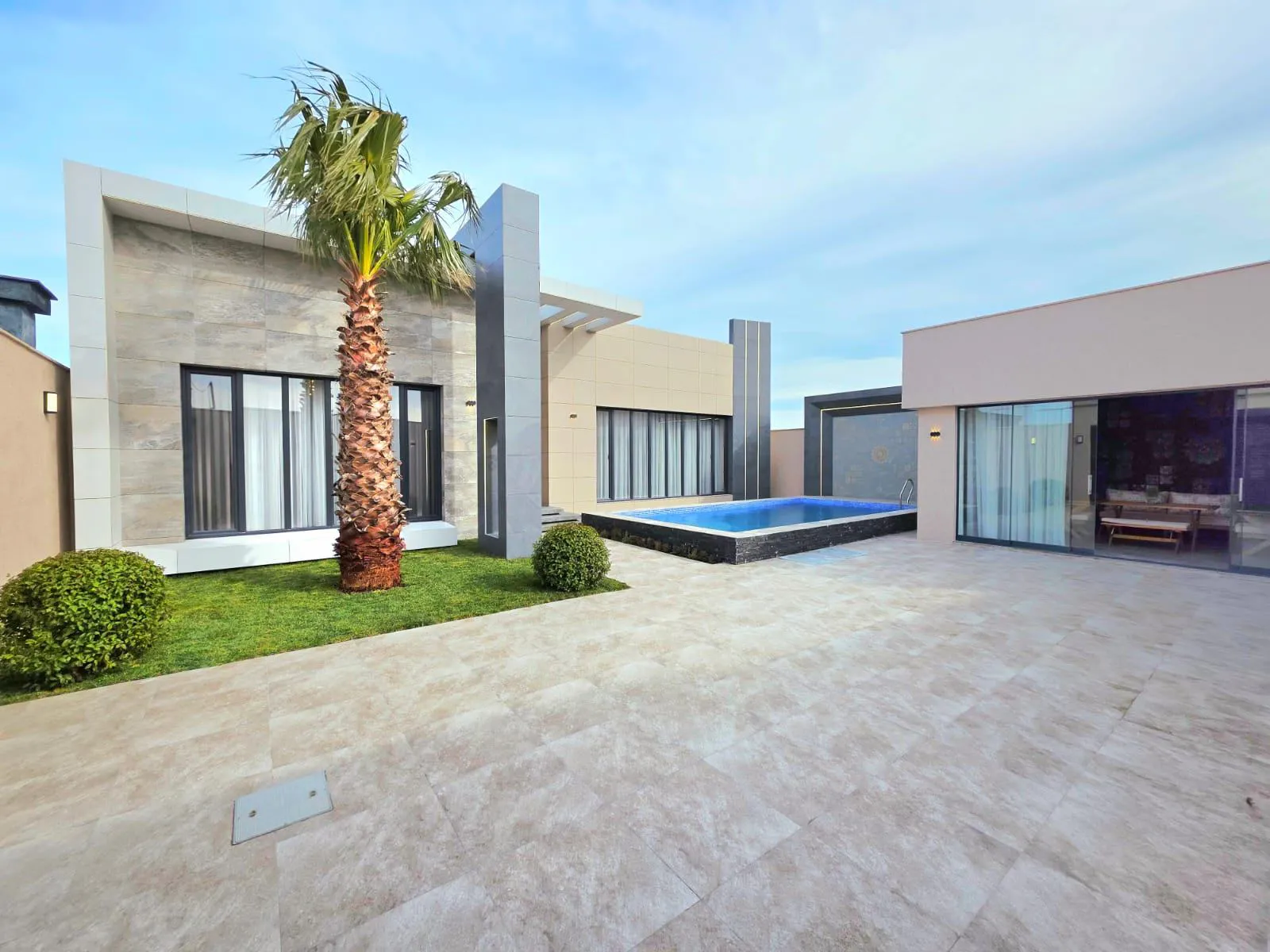 4 otaqlı villa 160 m² - 4 sot torpaq sahəsində satılır - Tenderyard