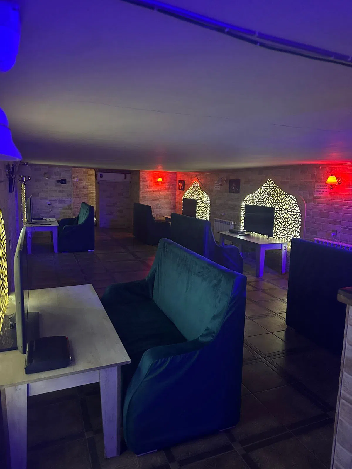 Yaxşı təmirli ticarət obyekti, 154 m² satılır — şəkil 2