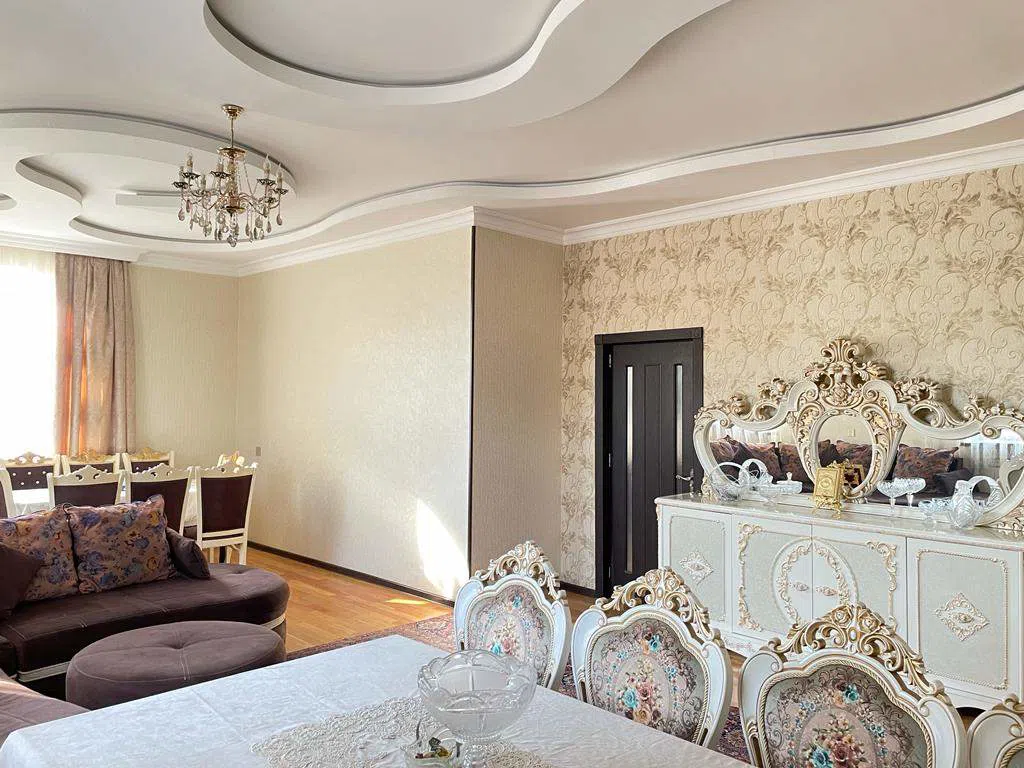 5 otaqlı həyət evi 320 m² - 3 sot torpaq sahəsində satılır — şəkil 23