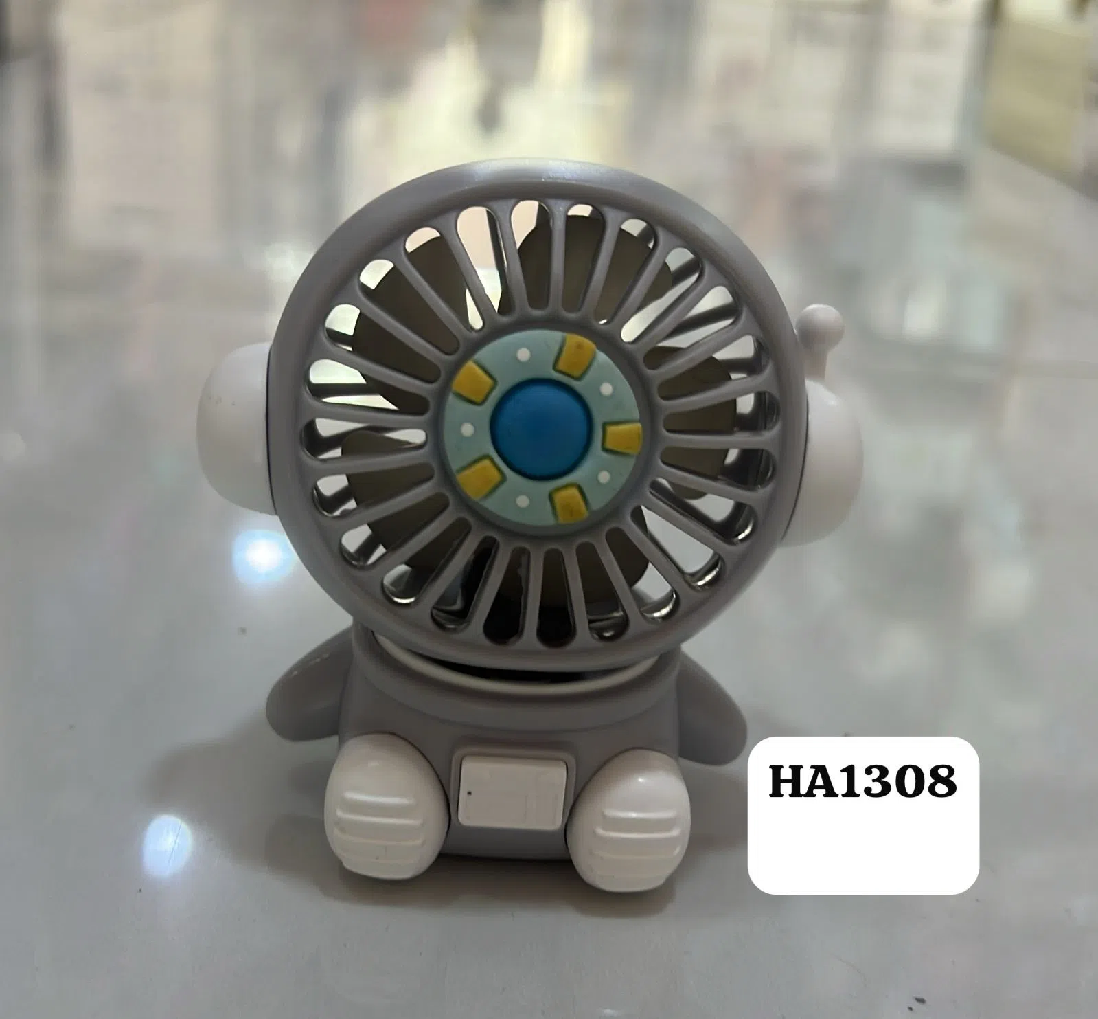 Mini əl ventilyatoru, USB şarjlı və akkumulyatorlu — şəkil 15