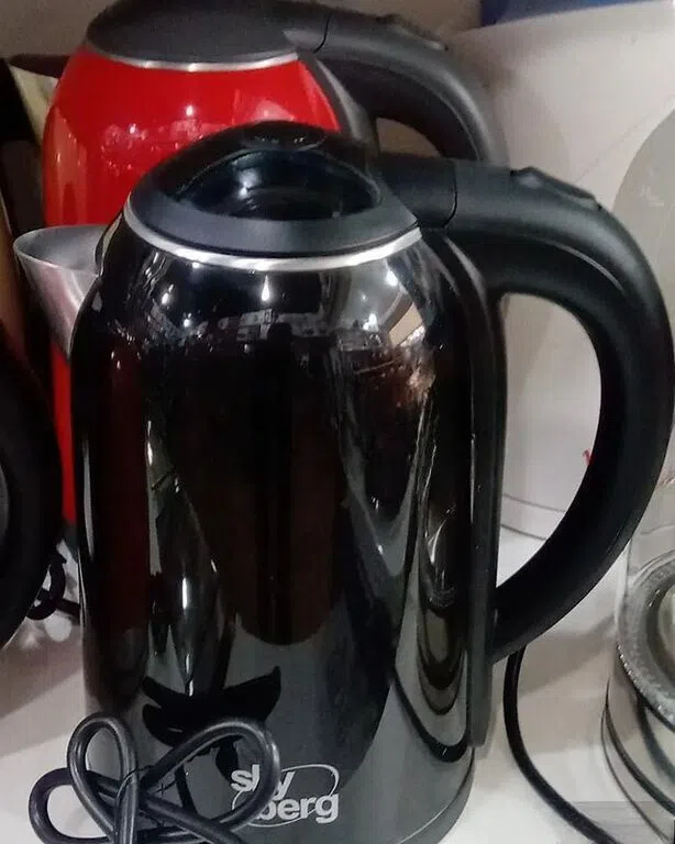 Çaydan Alüminium material, Qara rəng