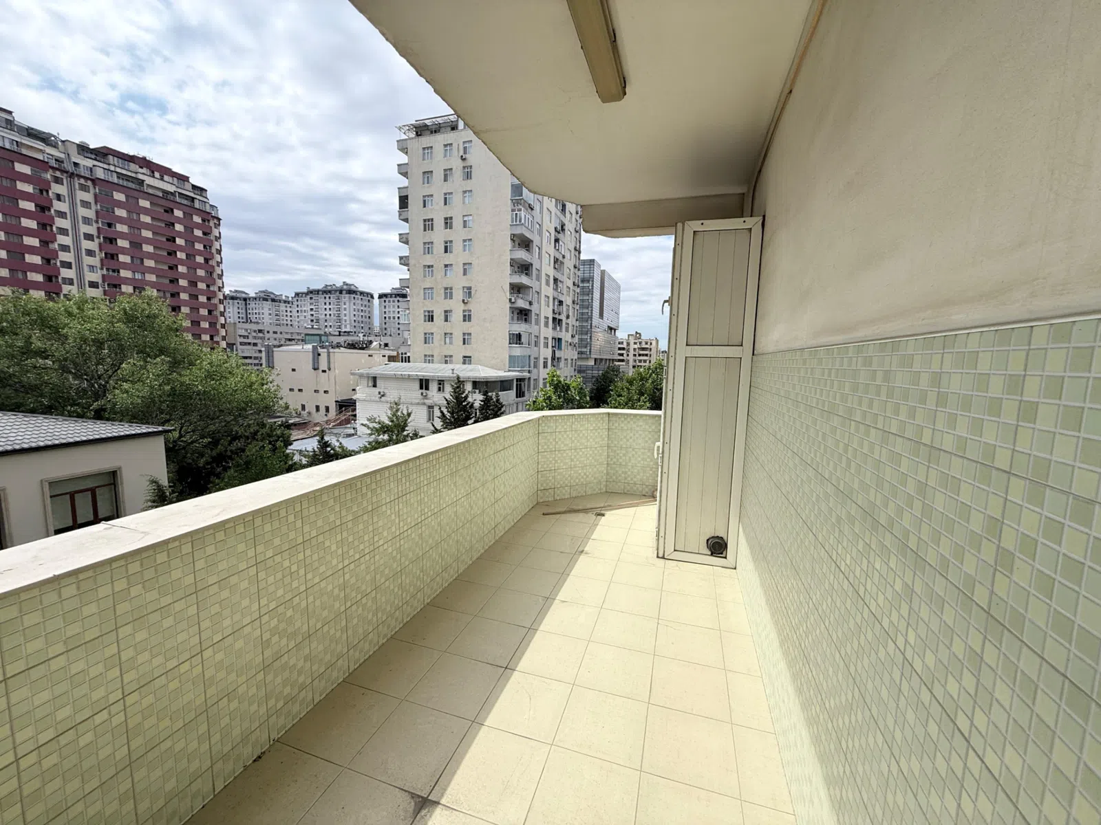 3 otaqlı mənzil 130 m² satılır — şəkil 28