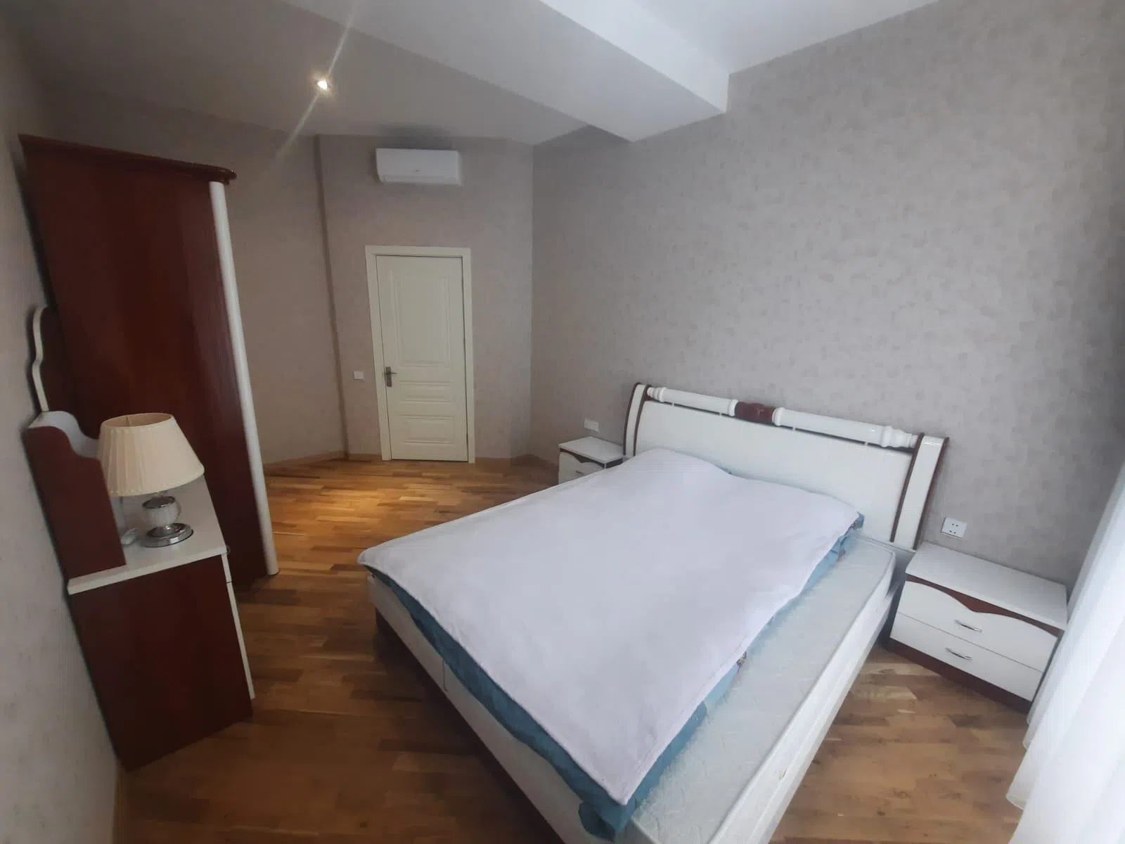 2 otaqlı mənzil 65 m² kirayə verilir — şəkil 24