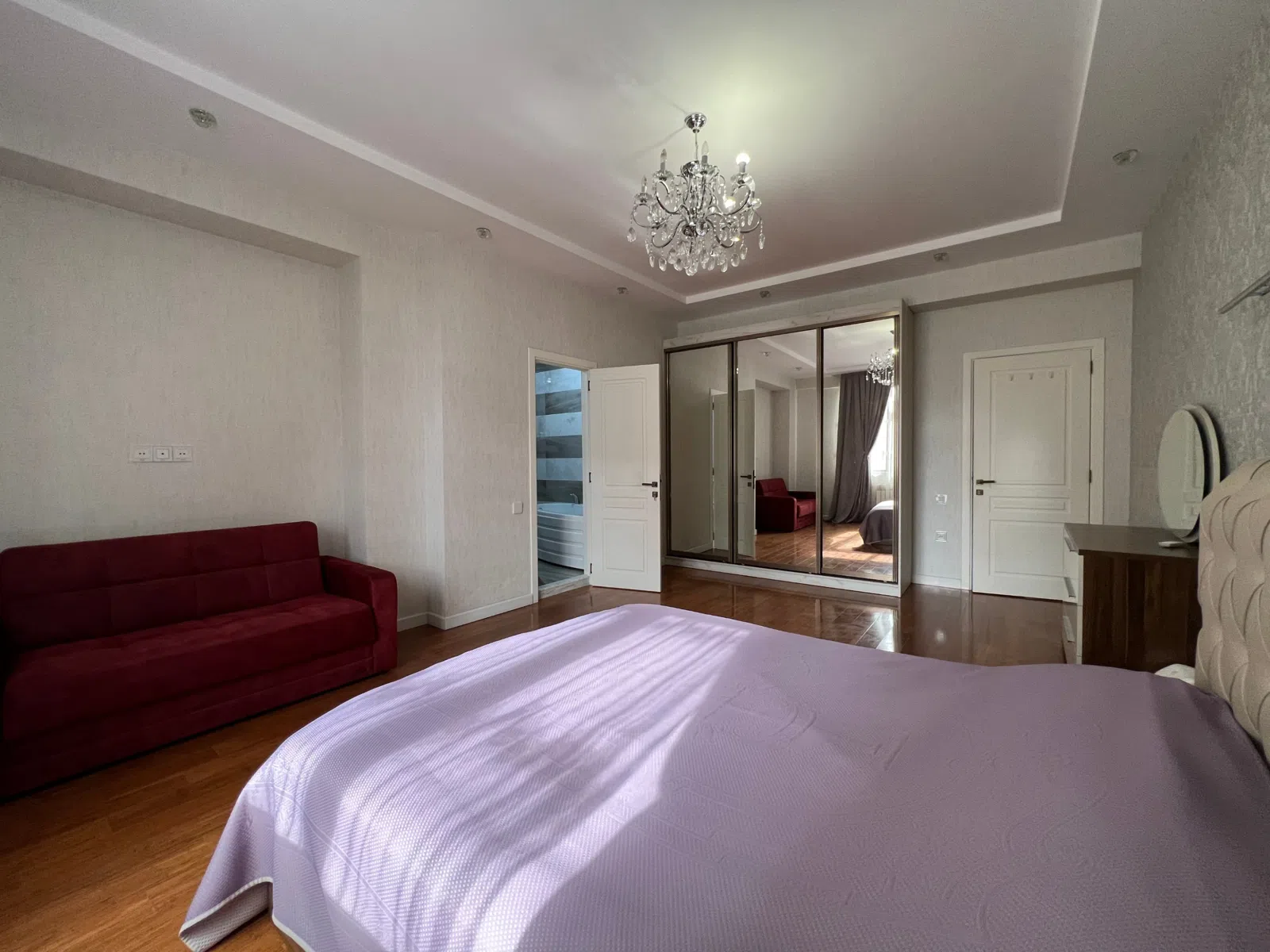 4 otaqlı mənzil 180 m² kirayə verilir — şəkil 7